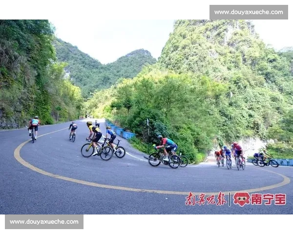 环广西 Stage1：防城港 148 公里滨海绕圈赛纪实